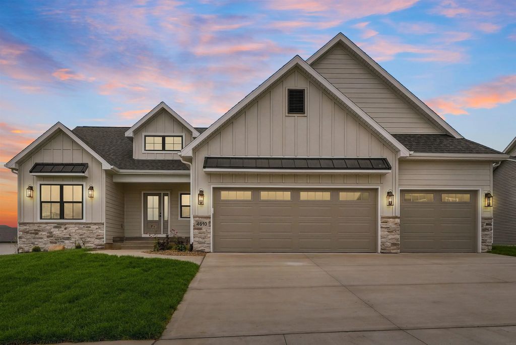 4610 Sonoma Drive, Cedar Falls