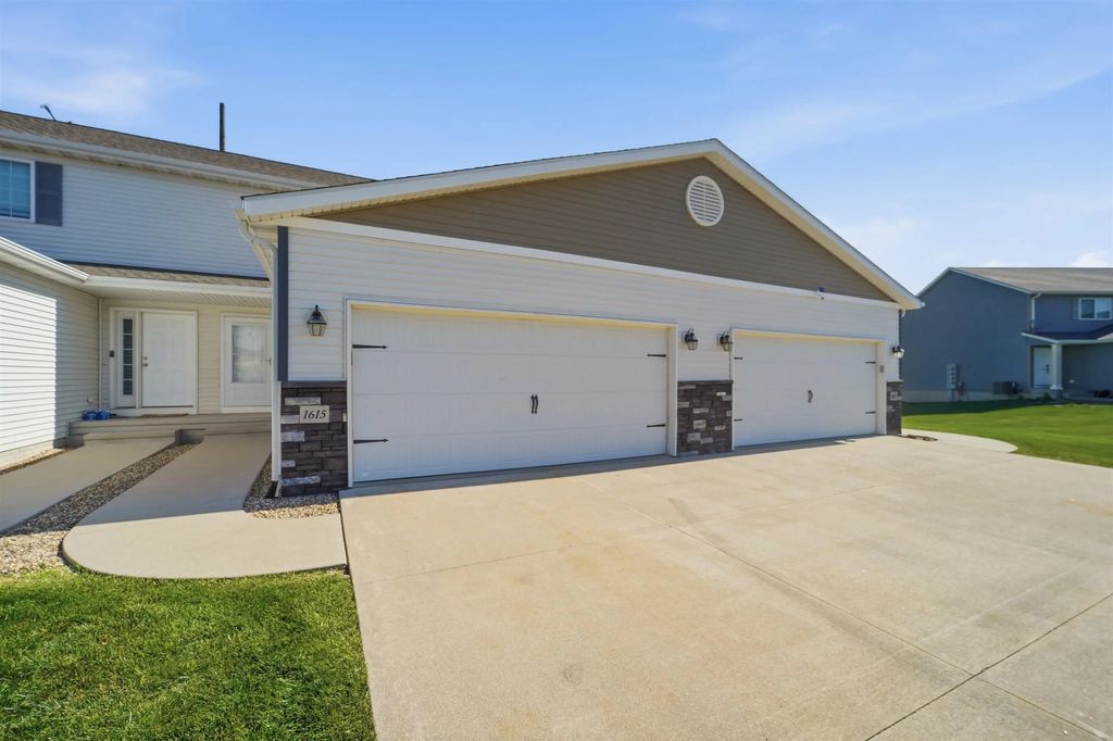 1615 Darby Drive, Waterloo