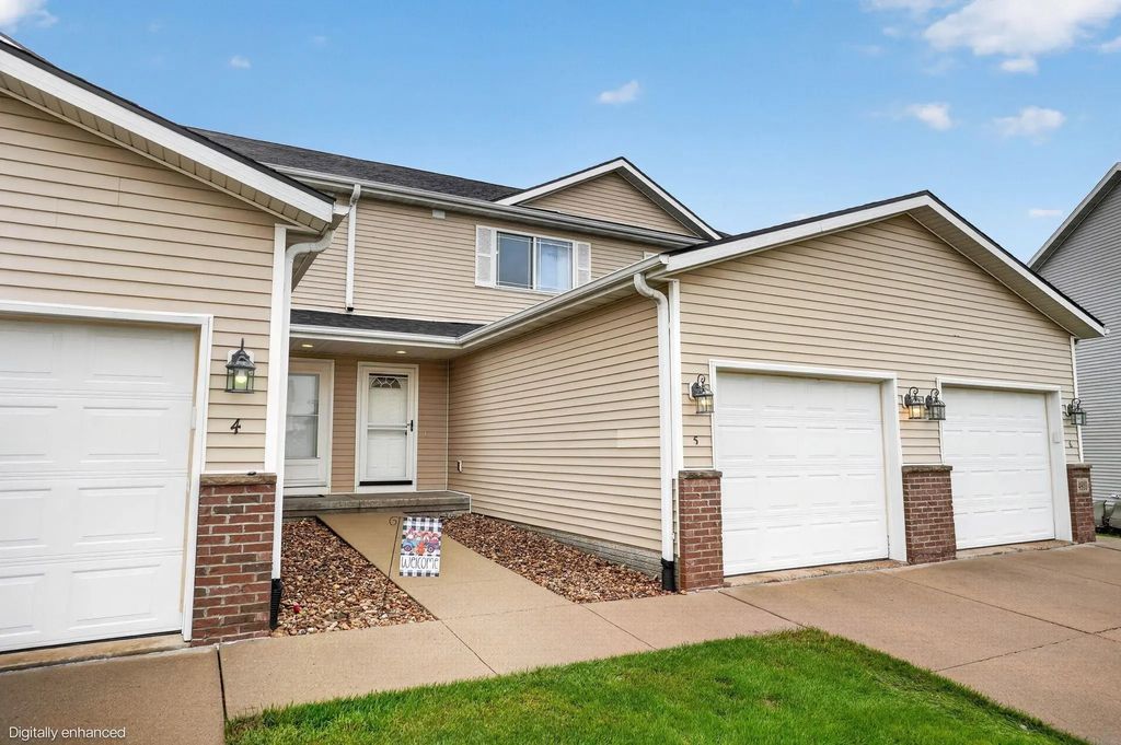 4910 Algonquin Drive, Cedar Falls