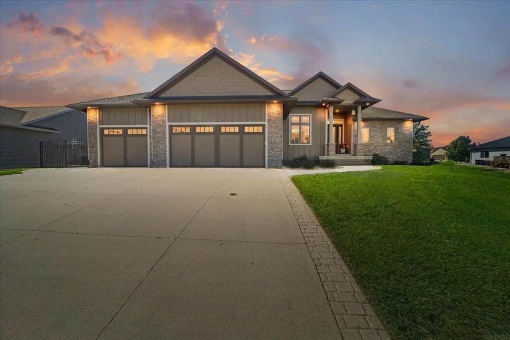 402 Eagle Court, Shellsburg