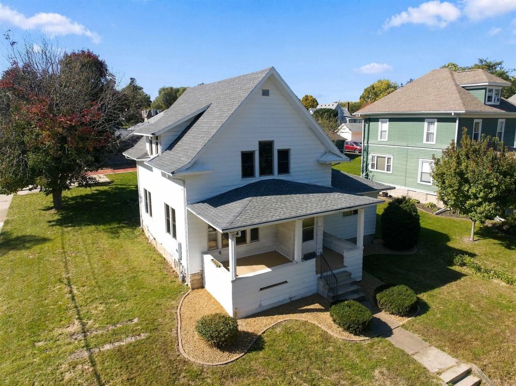 1721 Clay Street, Cedar Falls
