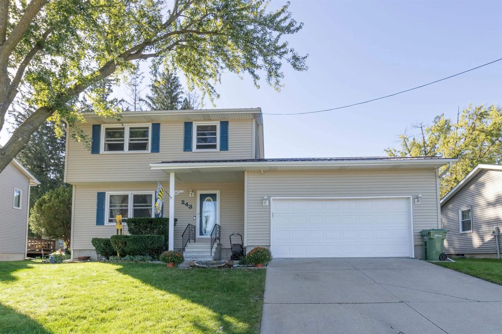 243 Meadowbrook Lane, Waterloo
