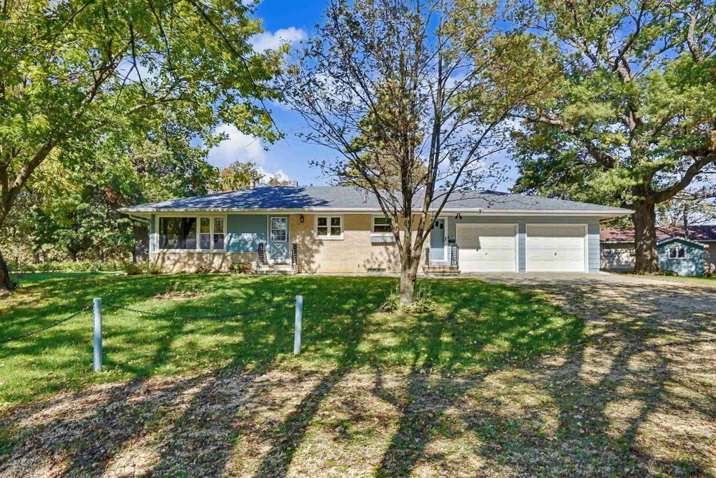 19 Shady Lane, Oelwein