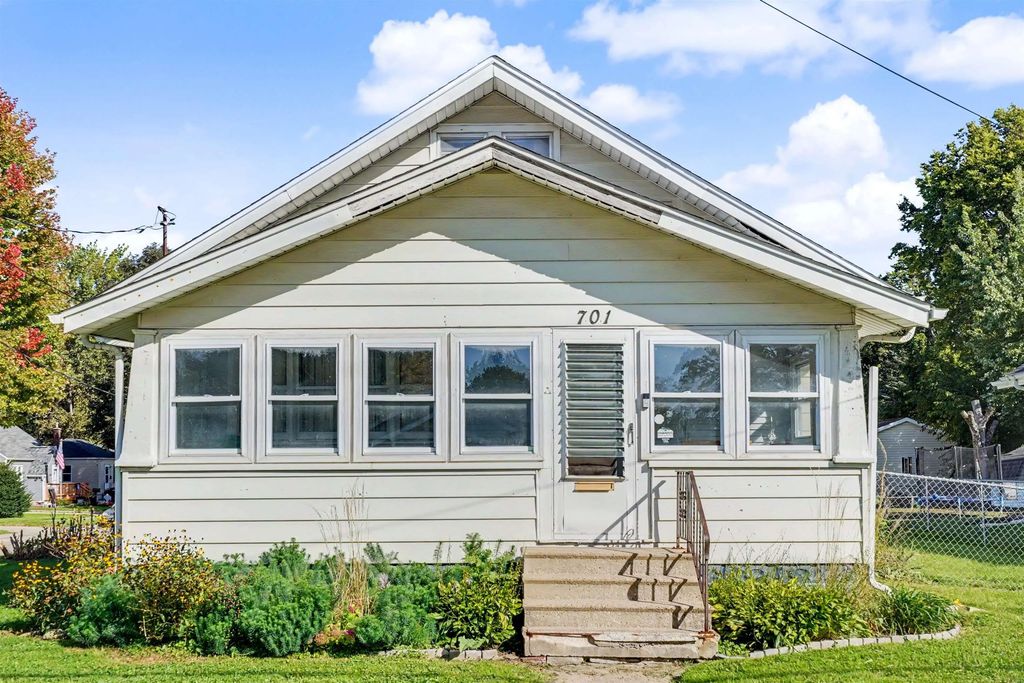 701 Hammond Avenue, Waterloo