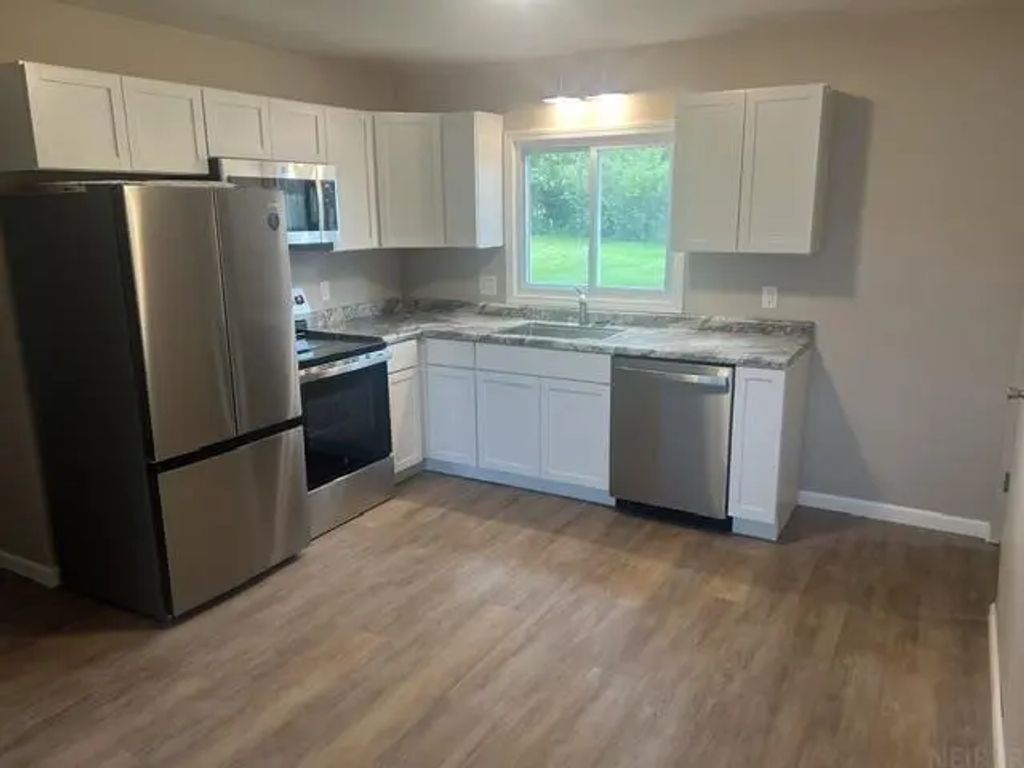 1108 Eleanor Drive, Waterloo