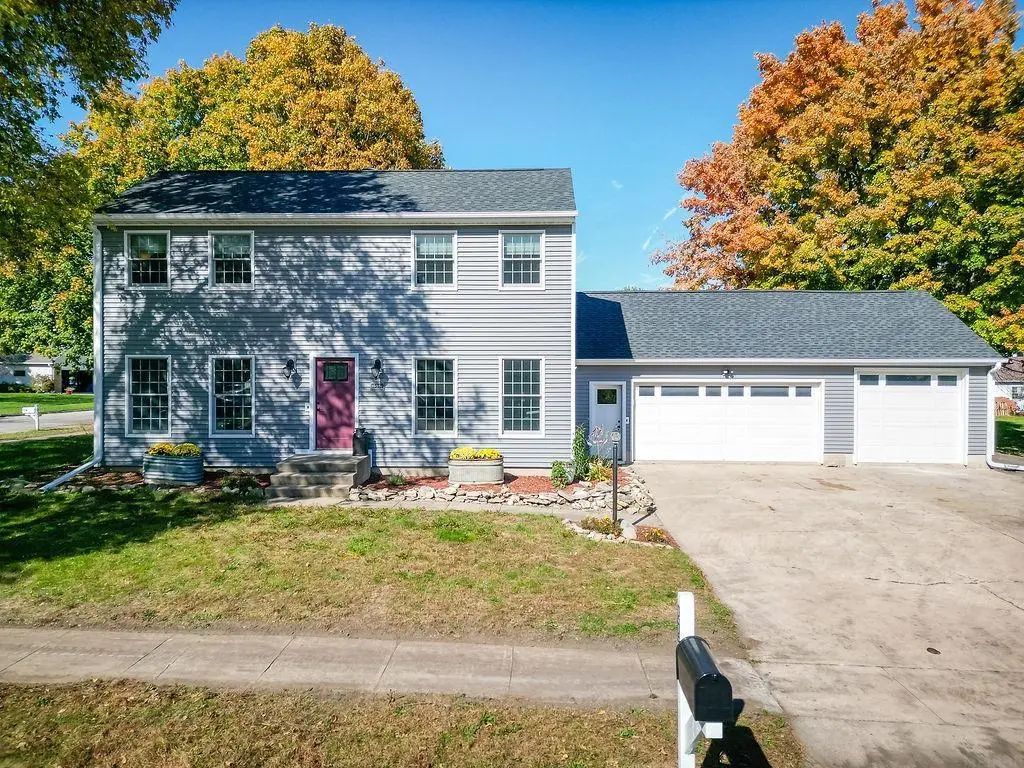 1518 Hickory Heights Drive, Waverly