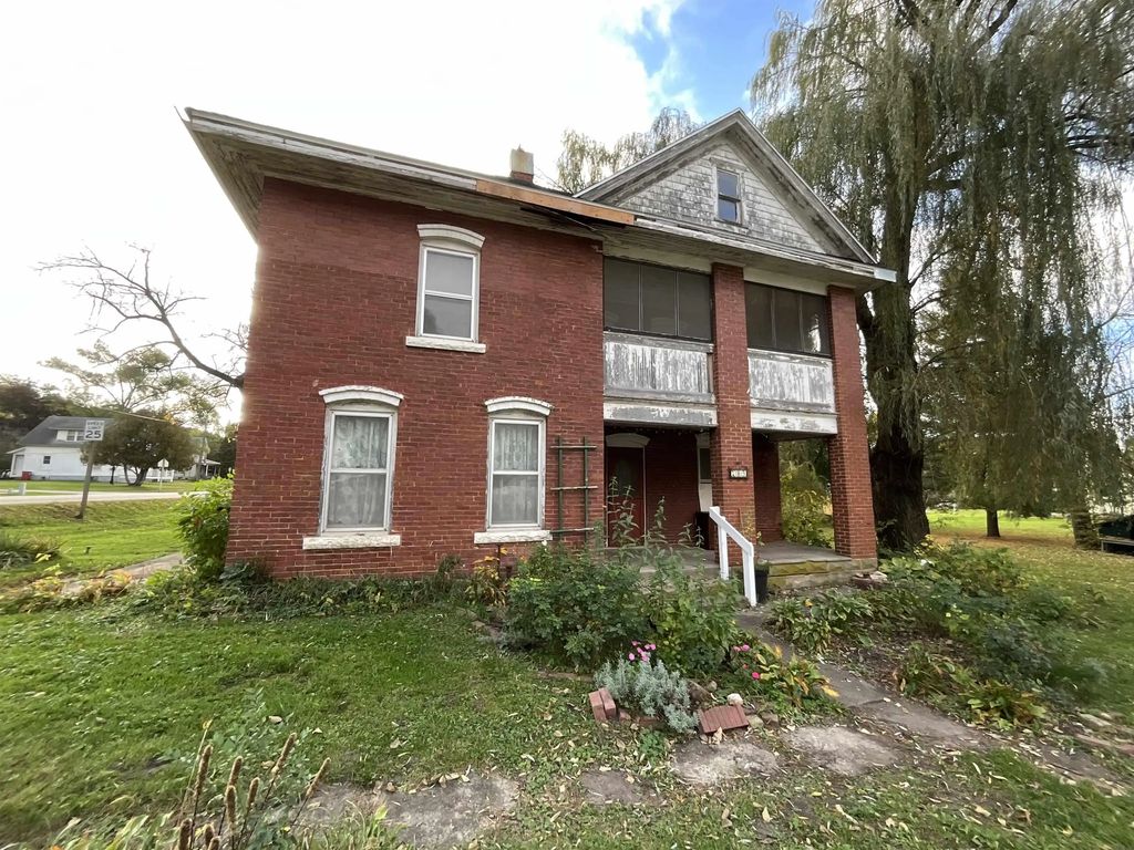 709 Spring Street, Clermont