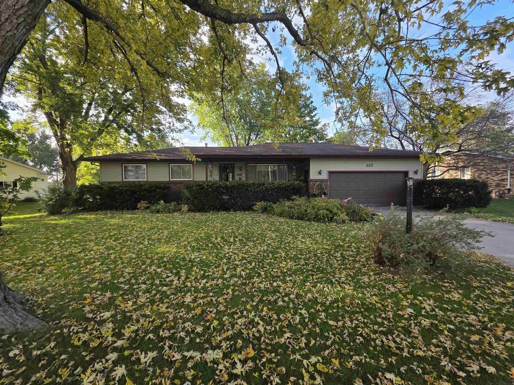 113 Crescent Drive, Manchester