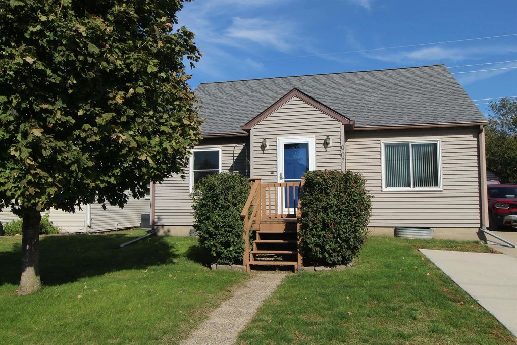 907 Wilson Street, Dysart