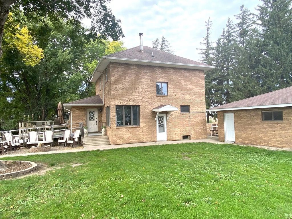 1250 230th Street, Rockford