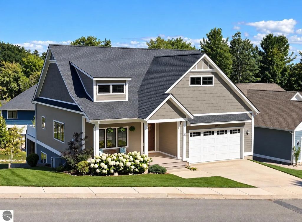 13944 S Winding Trail #6, Traverse City