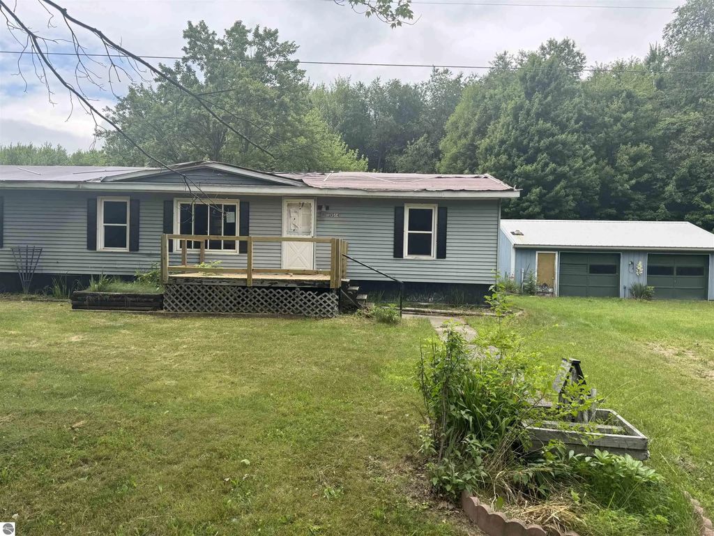 4564 W Bawkey Road, Farwell