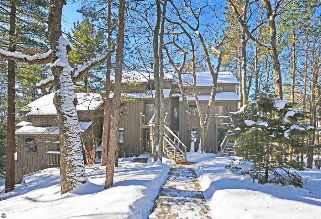 47 Hawks Nest, Glen Arbor