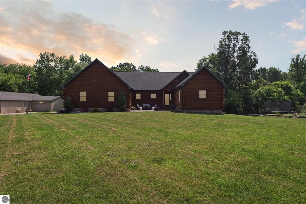 9956 Gruett Road, St Louis