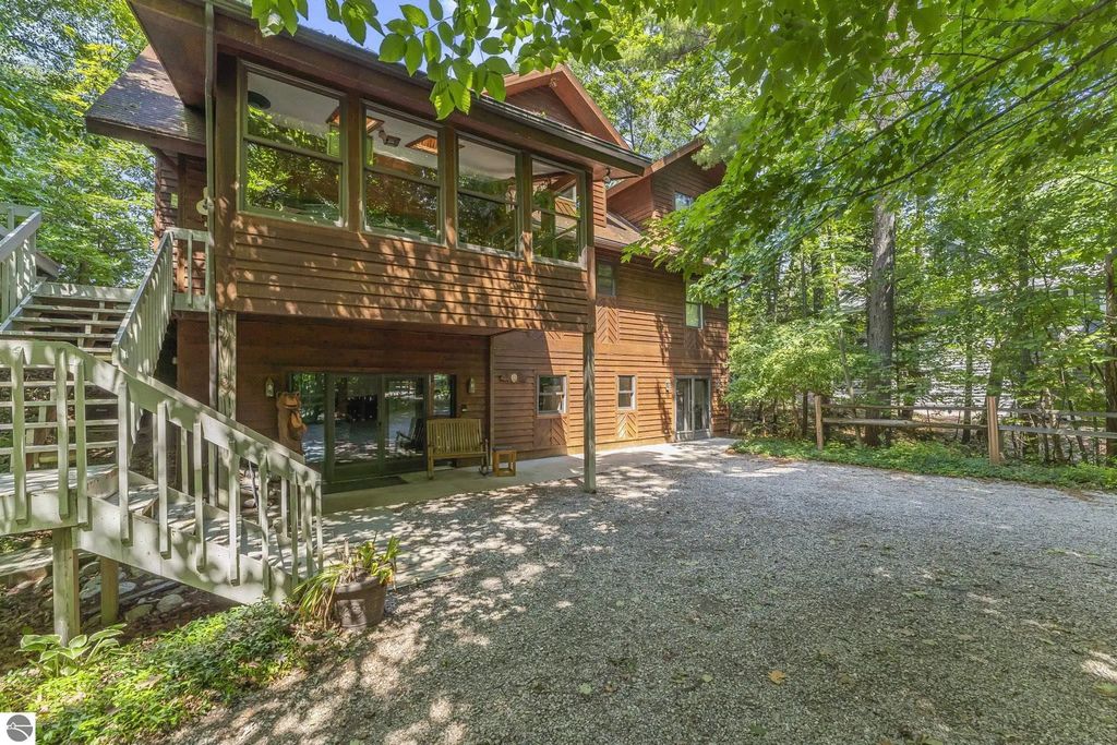 2359 San Marino Trail, Kewadin
