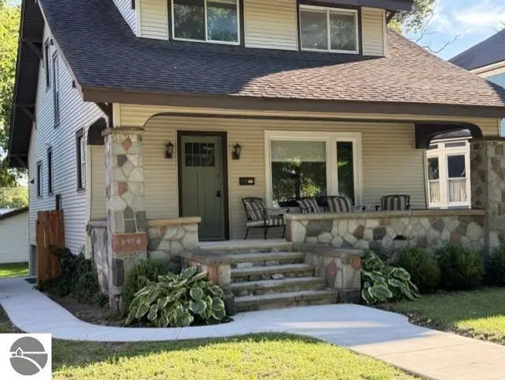 538 Webster Street, Traverse City