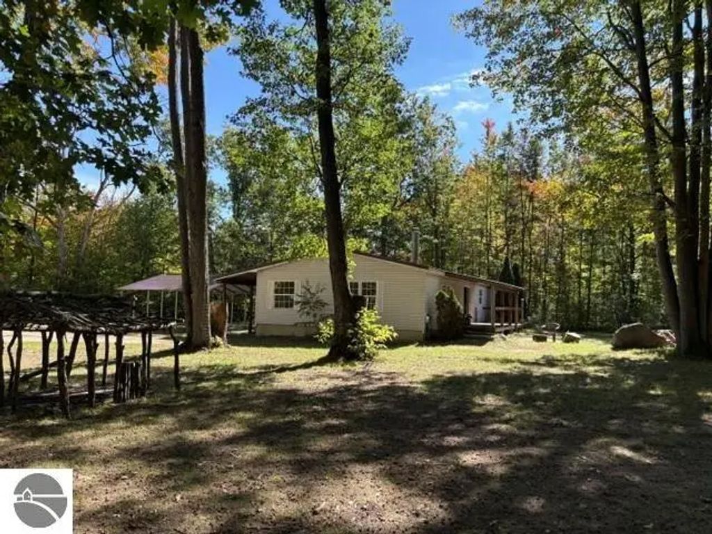 11830 Us-131 N, Fife Lake