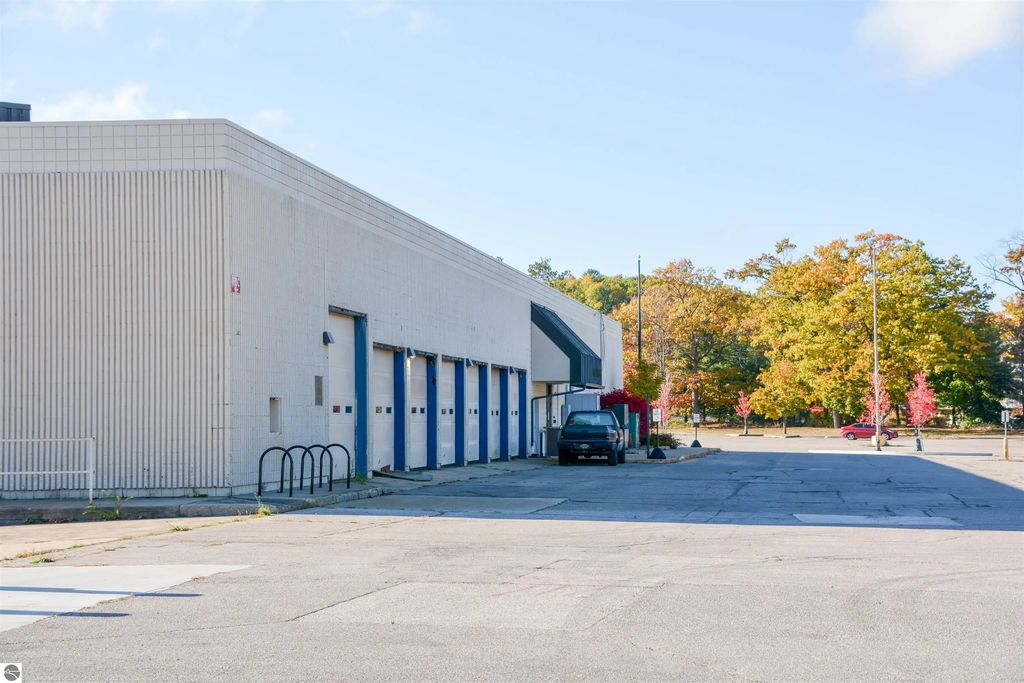 1212 South Airport Road B, Traverse City
