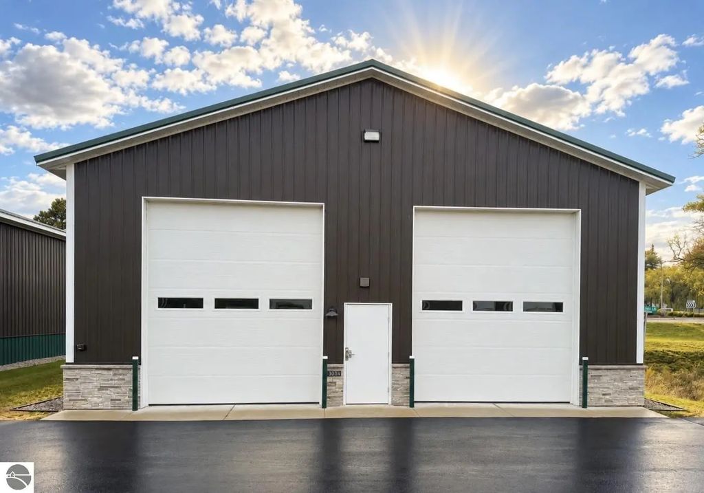 3034 Man Cave Lane #40, Traverse City