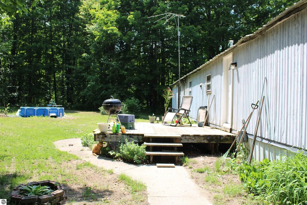 3156 Co Road 612 Ne, Kalkaska