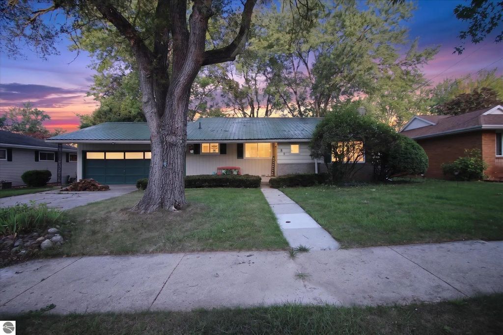 189 Westview Drive, Alma