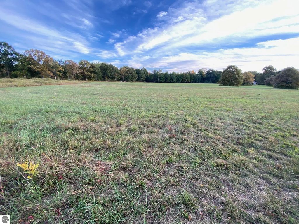 311 S Castor Road, Shepherd