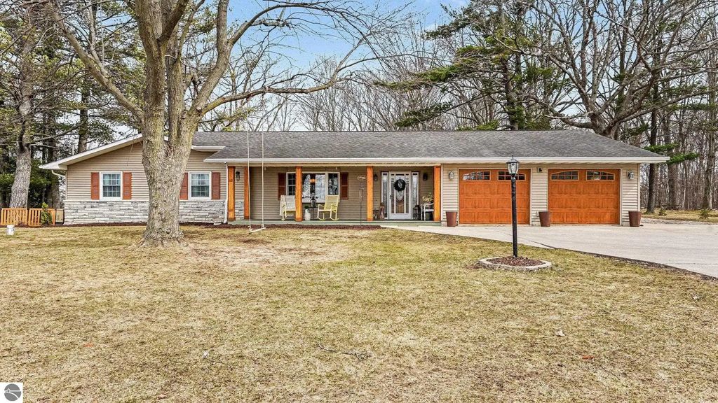341 S Lincoln Road, Mt Pleasant