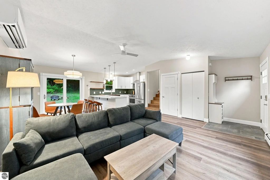 3787 Prouty Road, Traverse City