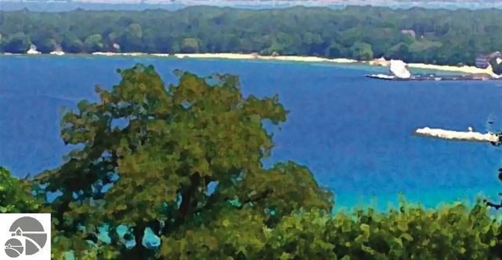 Incochee Hills Drive, Traverse City