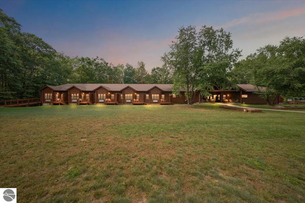 3943 N Skookum Road, Luther