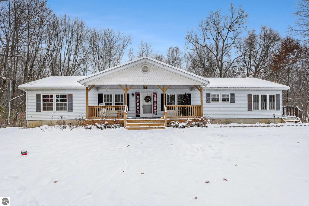 11401/11425 Hibner Road, Hartland