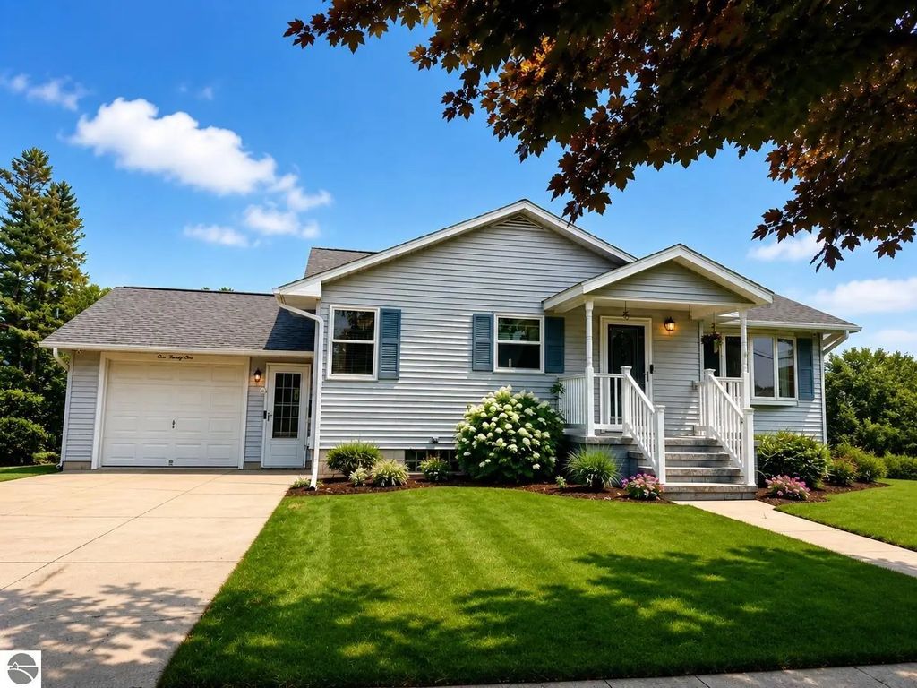 121 E Blair Street, Alpena