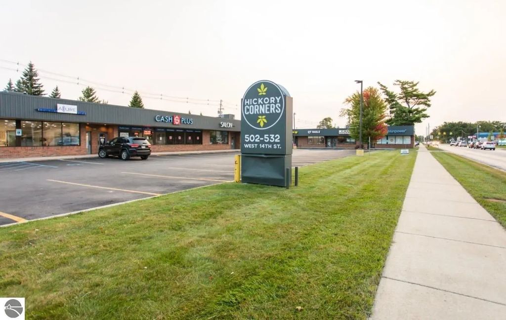 504 W Fourteenth Street, Traverse City