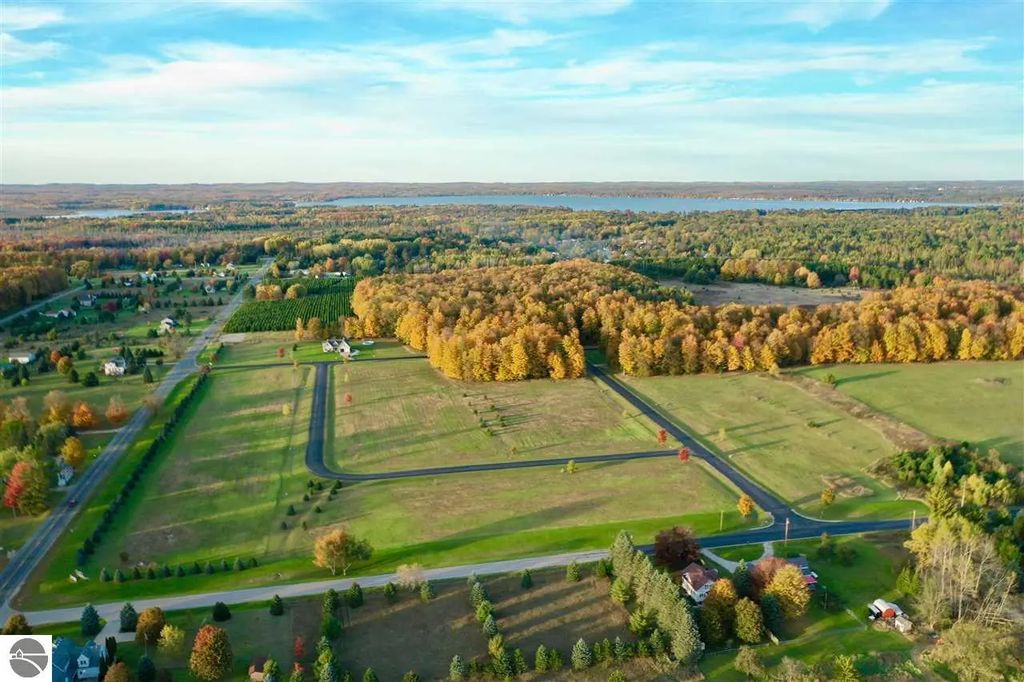 Lot 10 Pleasant Hill Drive, Cadillac