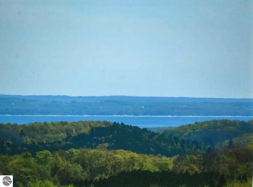 E Rudy Drive, Northport