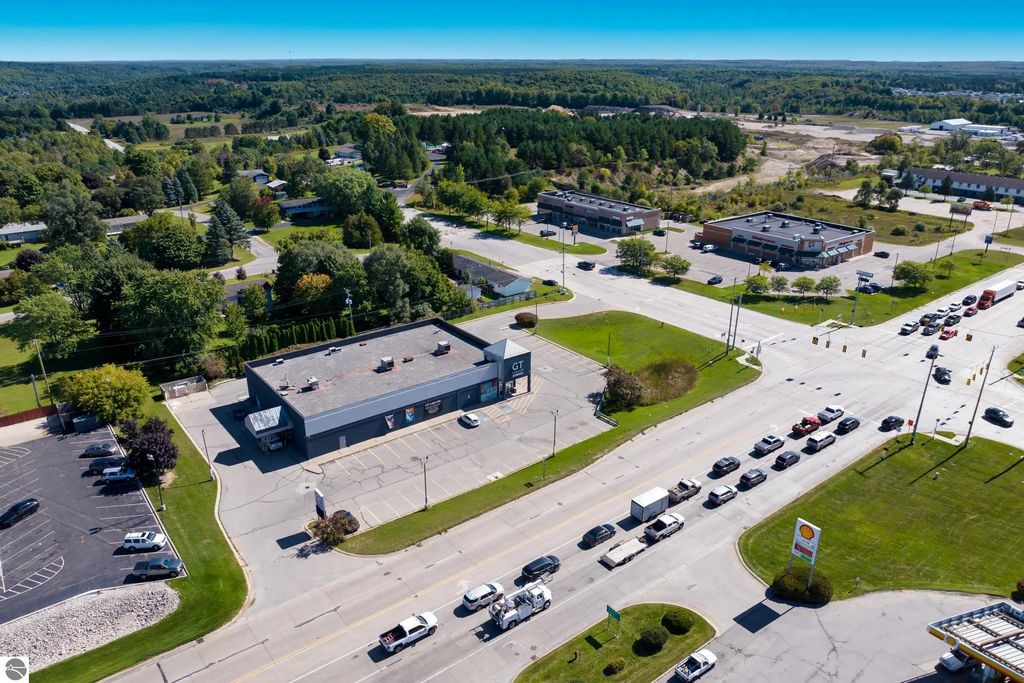 939 S Us-31, Traverse City