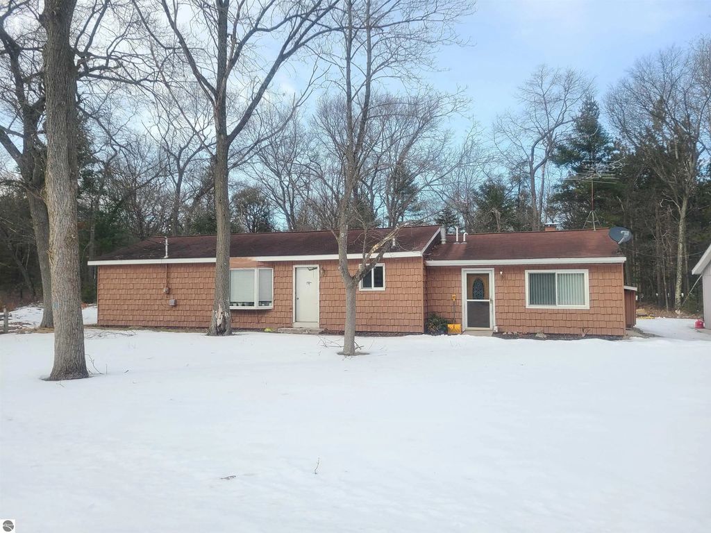 4735 Williams Road, Off, Oscoda