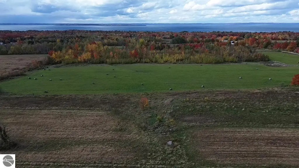 13295 Coleman Road, Kewadin