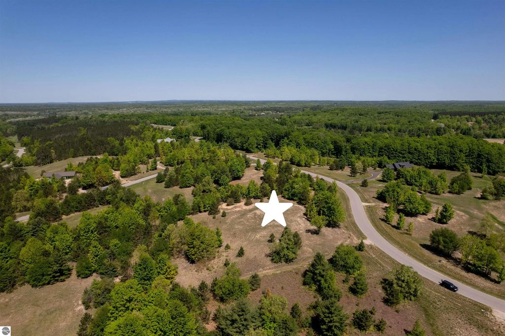 5986 Paradise Ranch, Kingsley