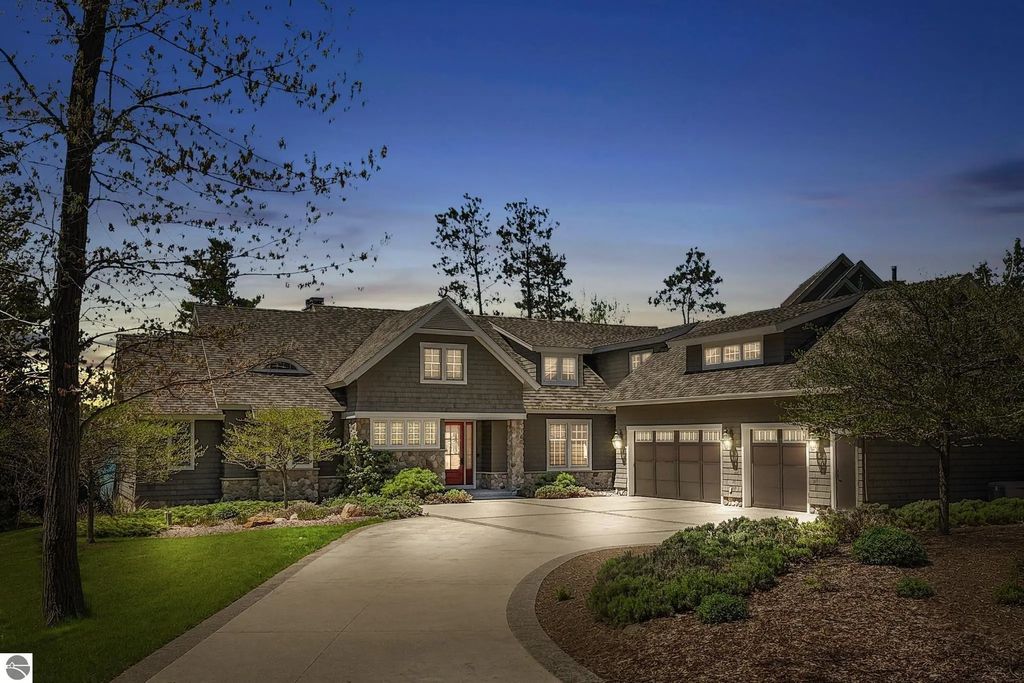 10249 Kay Ray Road, Williamsburg
