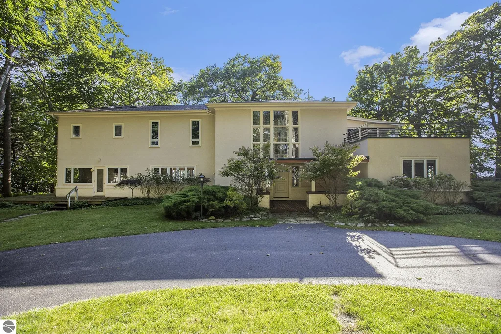 501 Michigan Avenue, Frankfort