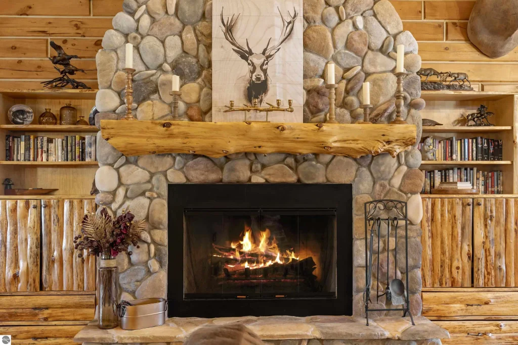 18090 Read Road, Copemish