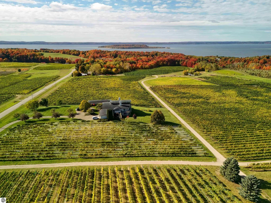 2721 Nelson Road, Traverse City