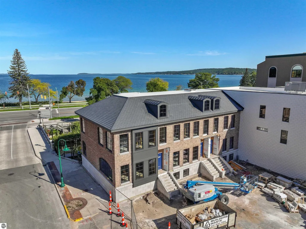 100 Park Street, Traverse City