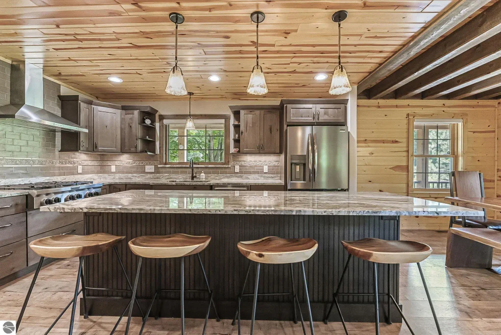 15593 Spear Road, Lake Ann