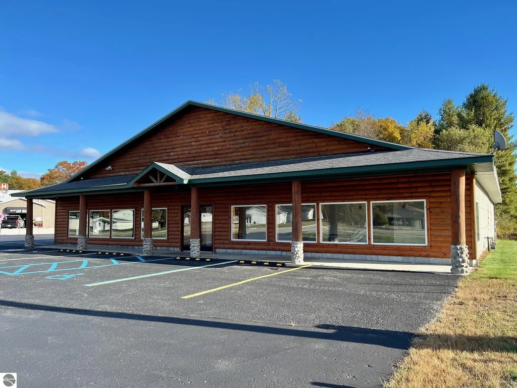 1730 E Us-23, East Tawas