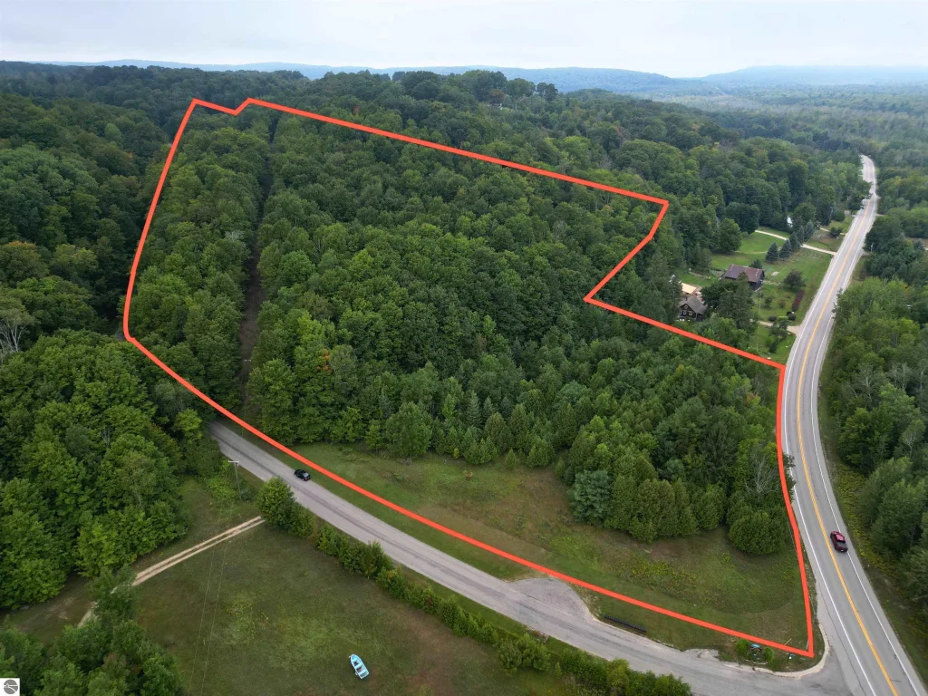 0000 W Harbor Highway, Maple City