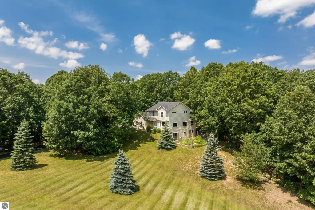 2219 Black Forest Lane, Traverse City