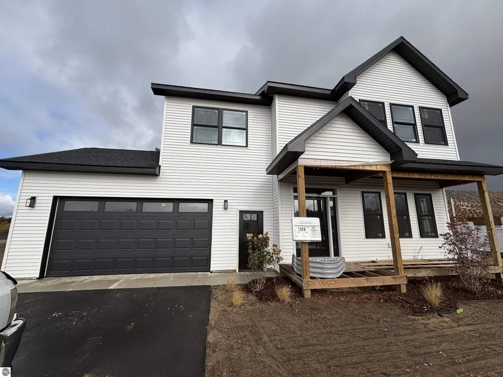 1200 Magnolia Drive, Traverse City