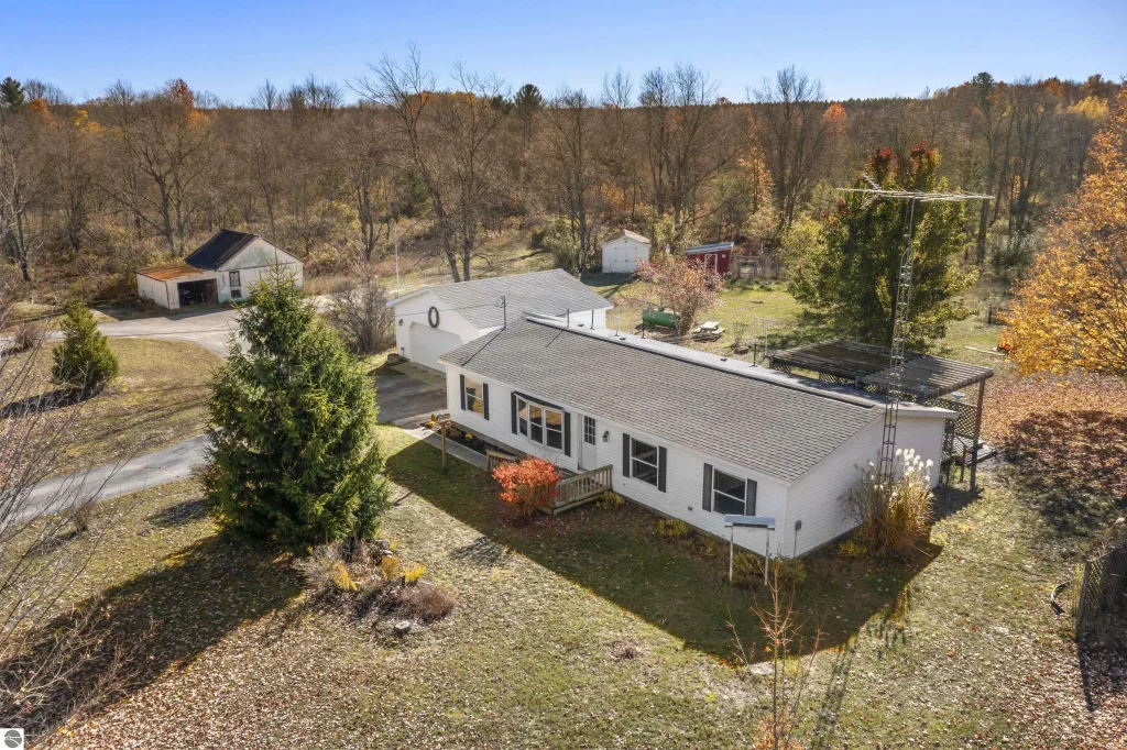 17651 Vondra, Thompsonville